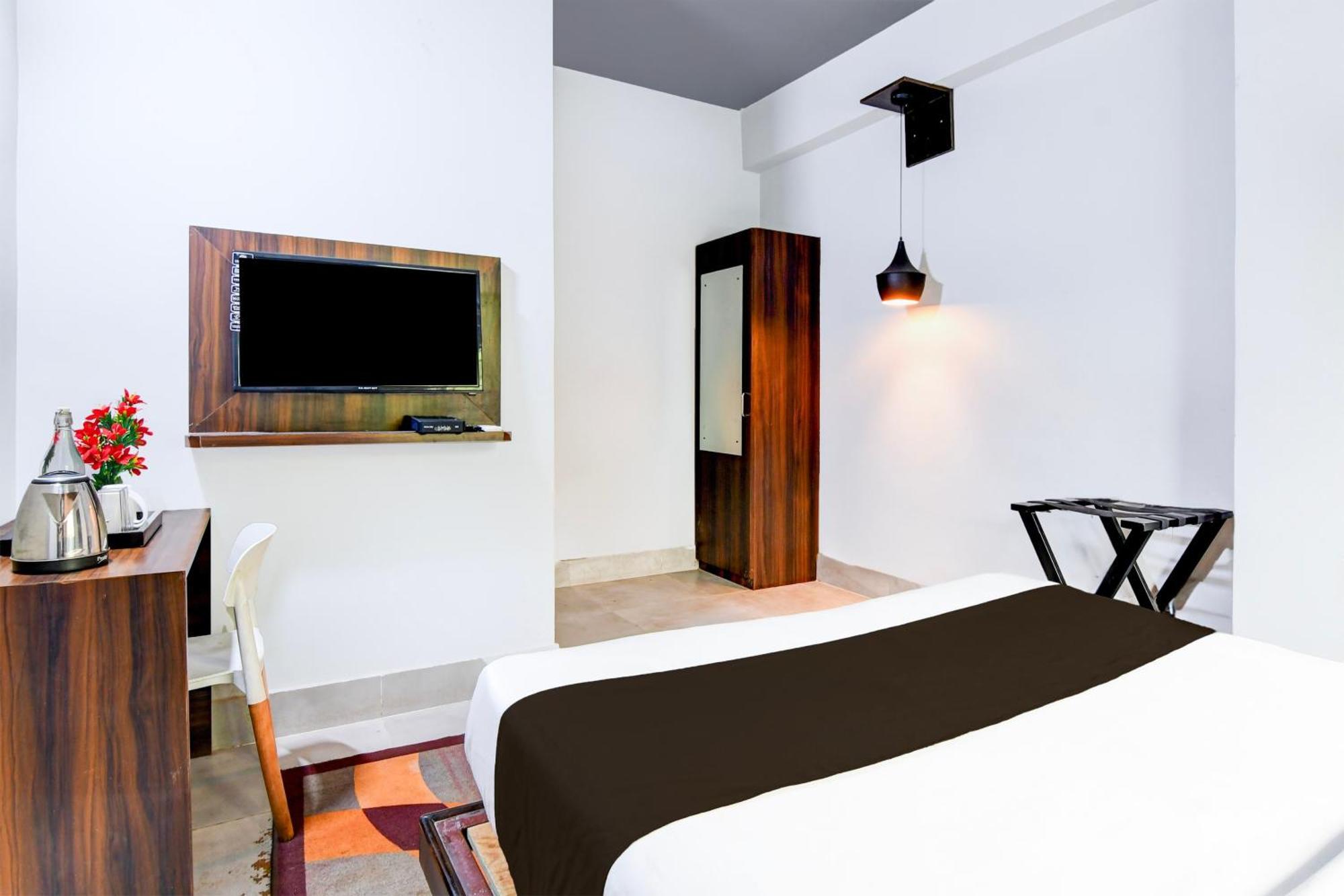 Super Townhouse Chandrasekharpur Bhubaneswar Exterior foto