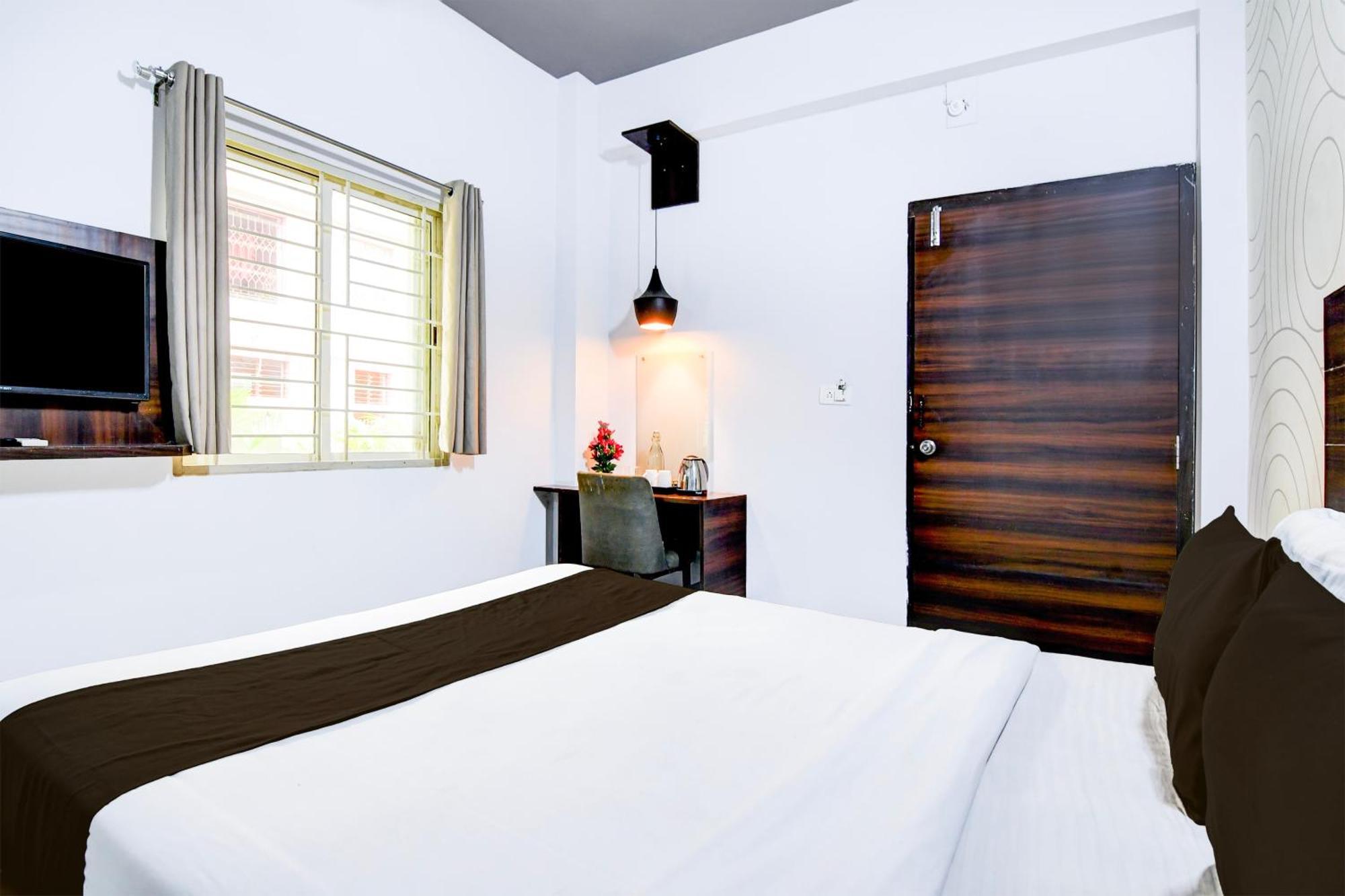 Super Townhouse Chandrasekharpur Bhubaneswar Exterior foto